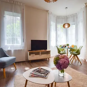  Apartment Christine Close To The Buda Castle